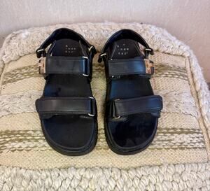A New Day Black Chunky Platform Sport Sandals Gold Hardware Size 7.5